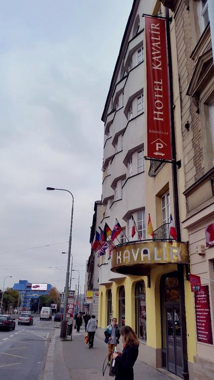 Hotel Kavalir Prag Exterior foto