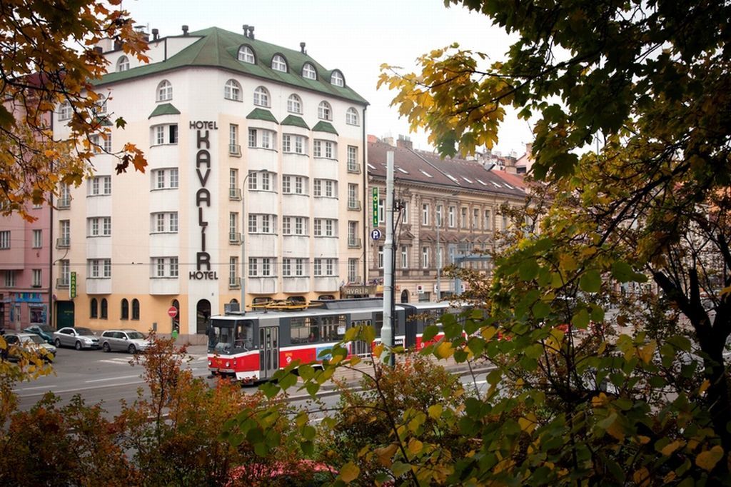 Hotel Kavalir Prag Exterior foto
